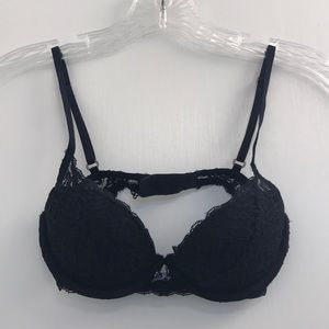 Gilly Hicks Bra